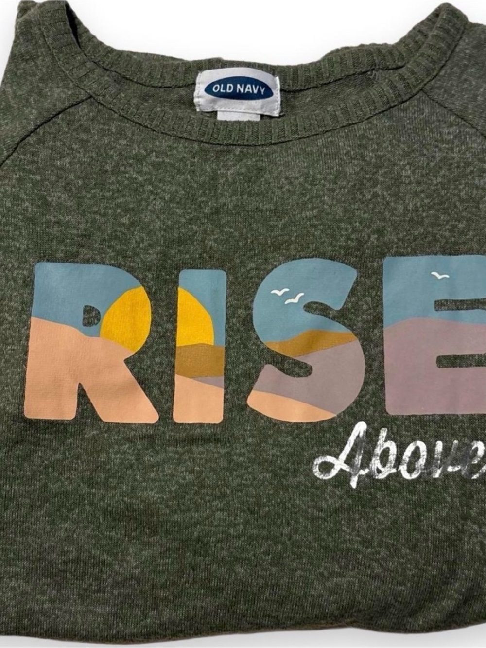 Old Navy Kids  'RISE' Graphic Sweatshirt with Multicolor Sunset Print size med